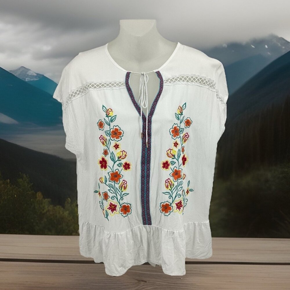 The Pioneer Woman White Peasant Blouse Floral Embroidered Sleeveless Size L NWT